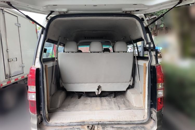 Used Jinbei New Hiace X30L 2016 1.5L Business Edition DLCG14 Trunk