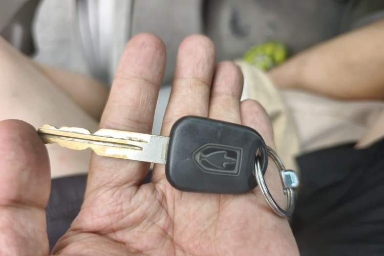 Used Jinbei New Hiace X30L 2016 1.5L Wealth Edition DLCG14 Vehicle Key