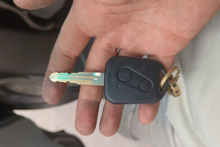 Used Jinbei New Hiace X30L 2016 1.5L Business Edition DLCG14 Vehicle Key