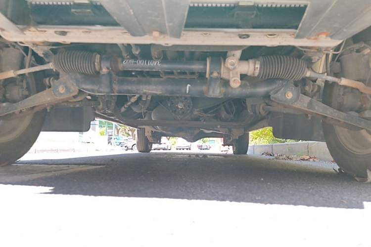 Used Jinbei New Hiace X30L 2016 1.5L Wealth Edition Van DLCG14 Chassis Front