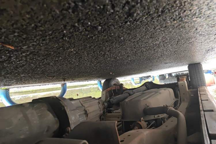 Used Jinbei New Hiace X30L 2016 1.5L Wealth Edition DLCG14 Chassis Front Right