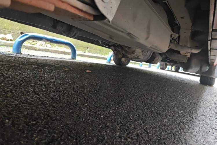 Used Jinbei New Hiace X30L 2016 1.5L Wealth Edition DLCG14 Chassis Rear Right