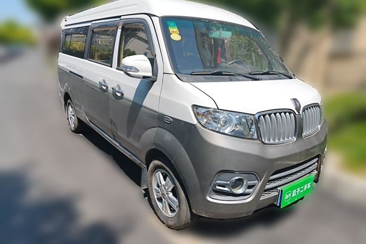 Used Jinbei New Hiace X30L 2016 1.5L Wealth Edition Van DLCG14 Front Right 45 Deg