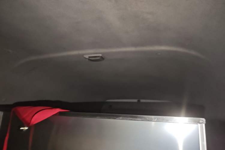 Used Jinbei New Hiace X30L  Headliner