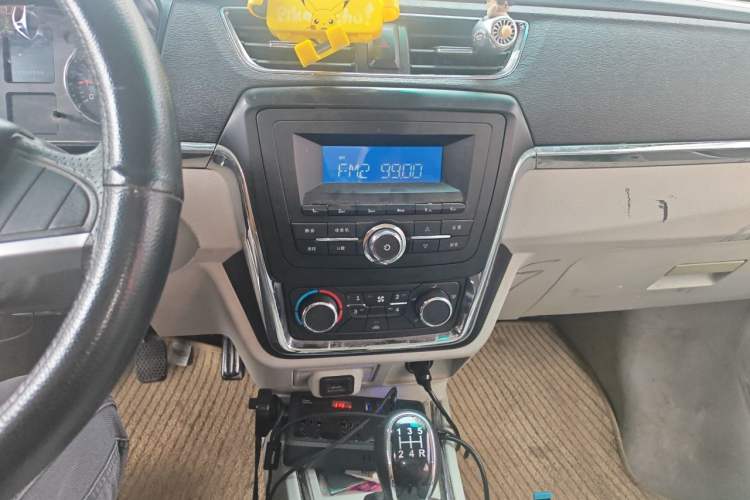 Used Jinbei New Hiace X30L 2018 1.5L Wealth Edition DLCG14 Audio And AC Panel