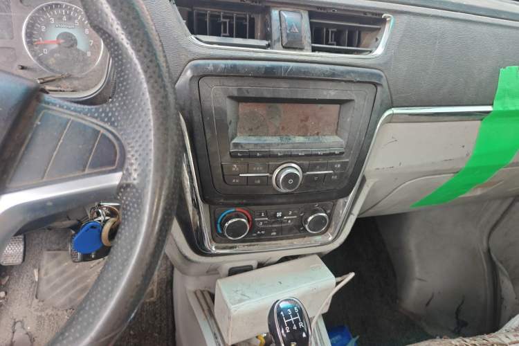 Used Jinbei New Hiace X30L 2018 1.5L Wealth Edition DLCG14 Audio And AC Panel