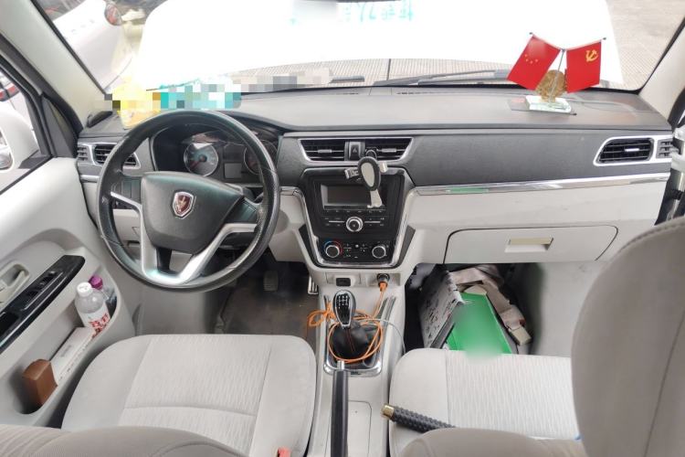 Used Jinbei New Hiace X30L 2018 1.5L Wealth Edition DLCG14 Center Console