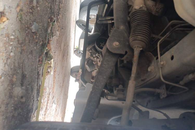 Used Jinbei New Hiace X30L  Chassis Front Left