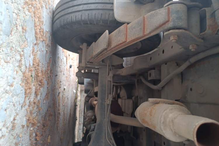 Used Jinbei New Hiace X30L  Chassis Rear Left