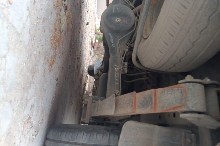 Used Jinbei New Hiace X30L  Chassis Rear Right
