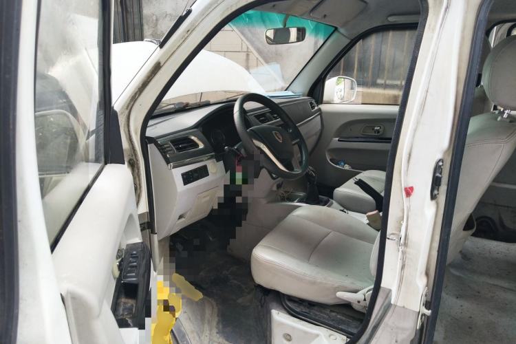 Used Jinbei New Hiace X30L 2018 1.5L Box Truck Wealth Edition DLCG14 Driver Seat