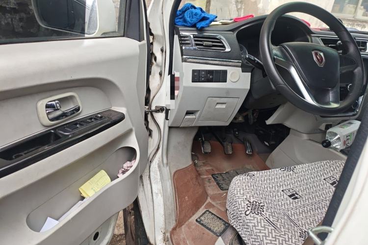 Used Jinbei New Hiace X30L 2018 1.5L Business Edition DLCG14 Driver Seat