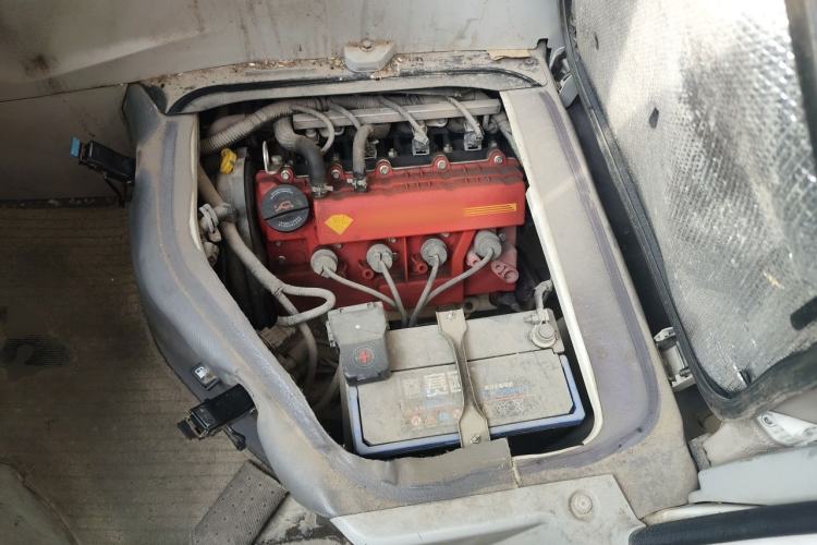 Used Jinbei New Hiace X30L 2018 1.5L Wealth Edition DLCG14 Engine Bay