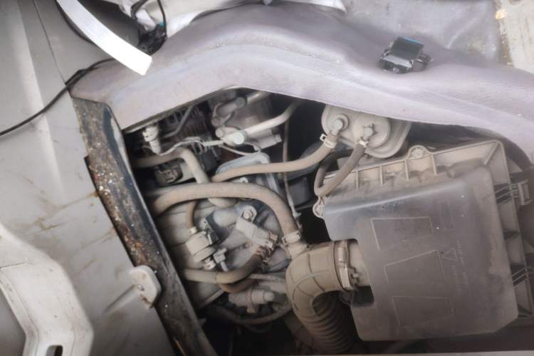 Used Jinbei New Hiace X30L 2018 1.5L Wealth Edition DLCG14 Engine Bay Right