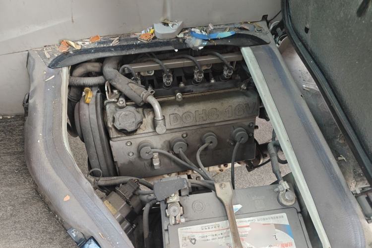 Used Jinbei New Hiace X30L 2018 1.5L Wealth Edition DLCG14 Engine Bay