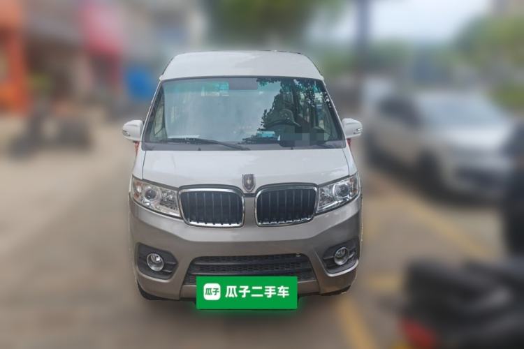 Used Jinbei New Hiace X30L 2018 1.5L Wealth Edition DLCG14 Front