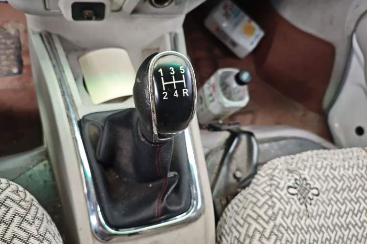 Used Jinbei New Hiace X30L 2018 1.5L Business Edition DLCG14 Gear Lever