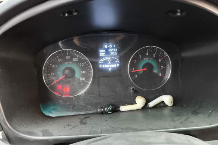 Used Jinbei New Hiace X30L 2018 1.5L Box Truck Wealth Edition DLCG14 Instrument Cluster