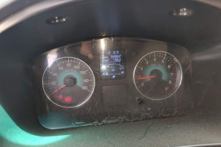 Used Jinbei New Hiace X30L 2018 1.5L Box Truck Wealth Edition DLCG14 Instrument Cluster