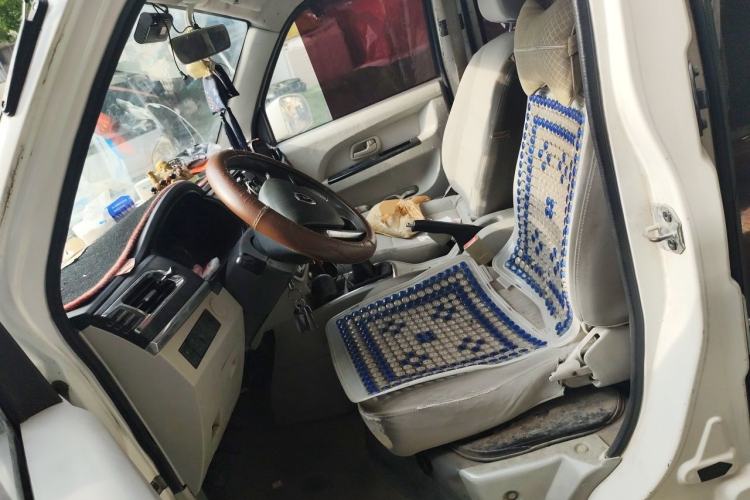 Used Jinbei New Hiace X30L 2018 1.5L Wealth Edition DLCG14 Left Front Seat