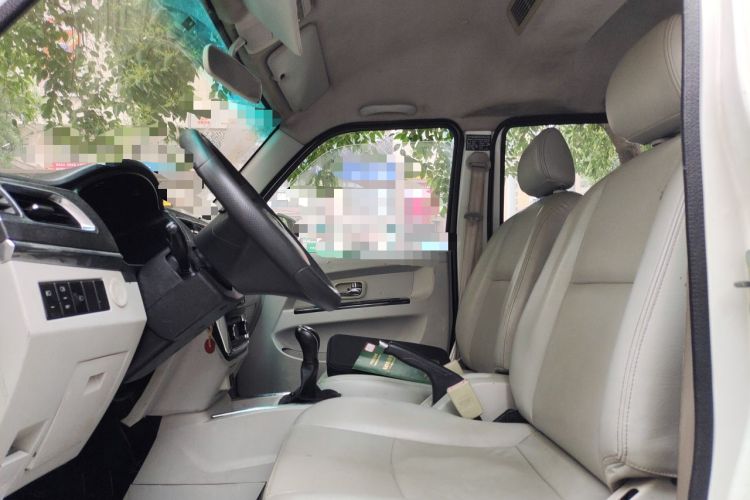 Used Jinbei New Hiace X30L 2018 1.5L Box Truck Wealth Edition DLCG14 Left Front Seat