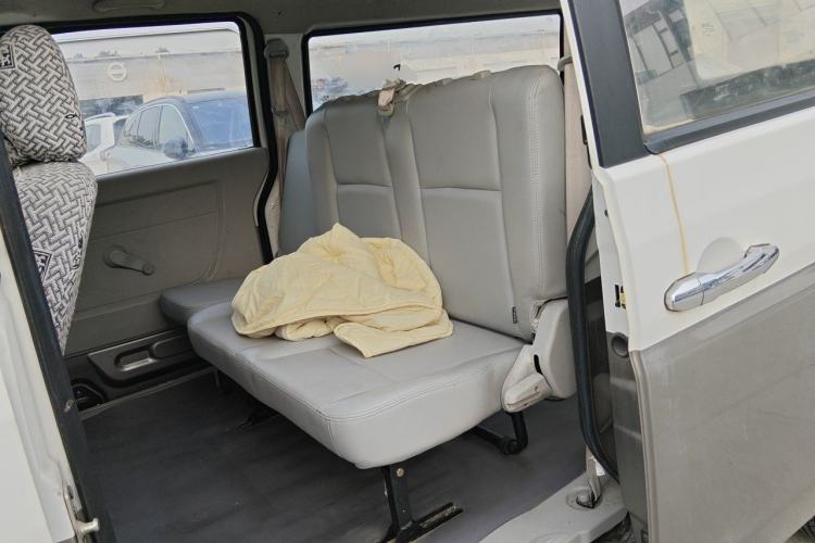 Used Jinbei New Hiace X30L 2018 1.5L Business Edition DLCG14 Left Rear Seat