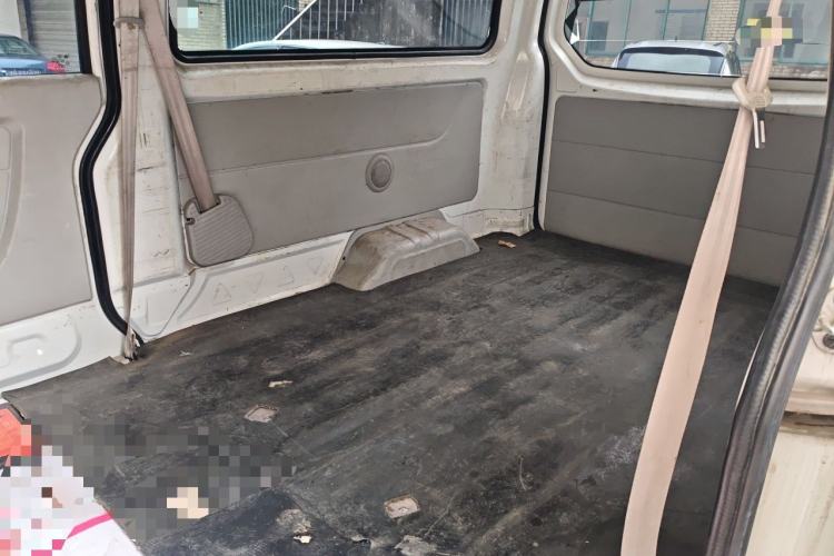 Used Jinbei New Hiace X30L 2018 1.5L Business Edition DLCG14 Left Rear Seat