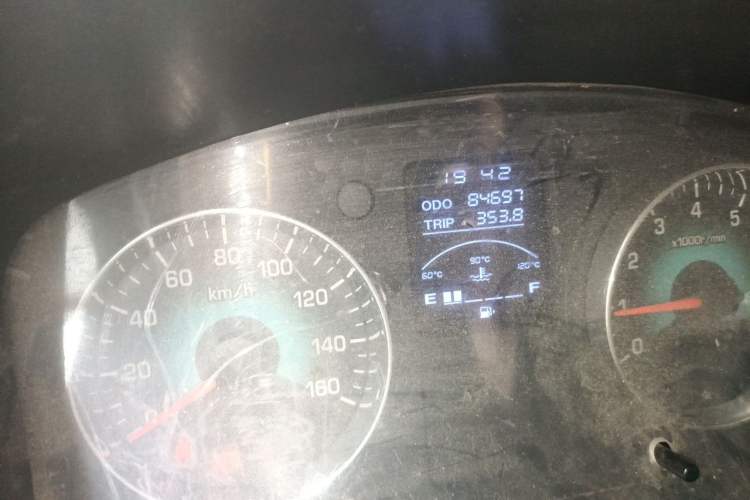 Used Jinbei New Hiace X30L 2018 1.5L Box Truck Wealth Edition DLCG14 Odometer Close Up