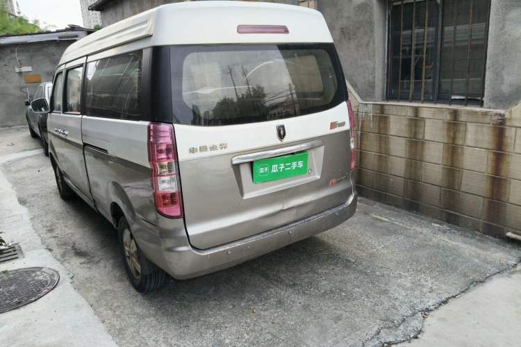 Used Jinbei New Hiace X30L 2018 1.5L Box Truck Wealth Edition DLCG14 Rear Left 45 Deg