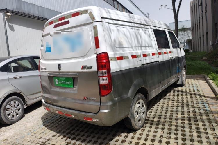 Used Jinbei New Hiace X30L 2018 1.5L Box Truck Wealth Edition DLCG14 Rear Right 45 Deg
