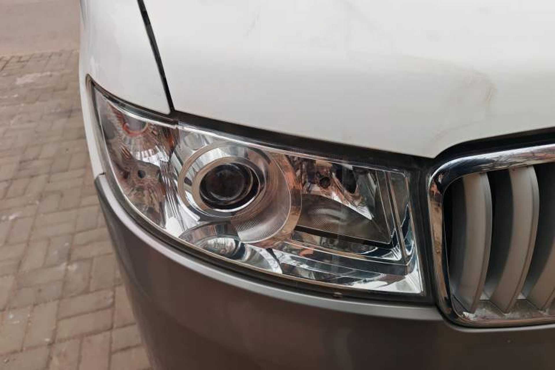 Used Jinbei New Hiace X30L 2018 1.3L Business Edition DLCG12 Right Front Headlight
