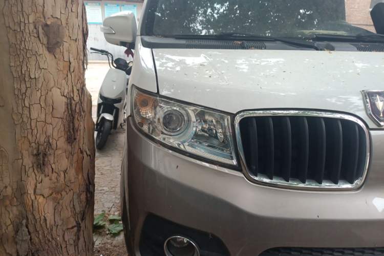 Used Jinbei New Hiace X30L  Right Front Headlight