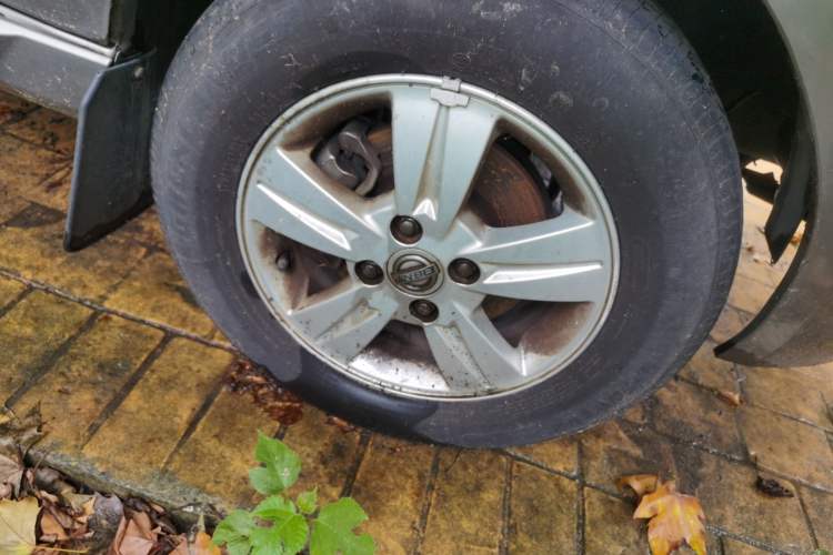 Used Jinbei New Hiace X30L 2018 1.5L Wealth Edition DLCG14 Right Front Wheel Hub