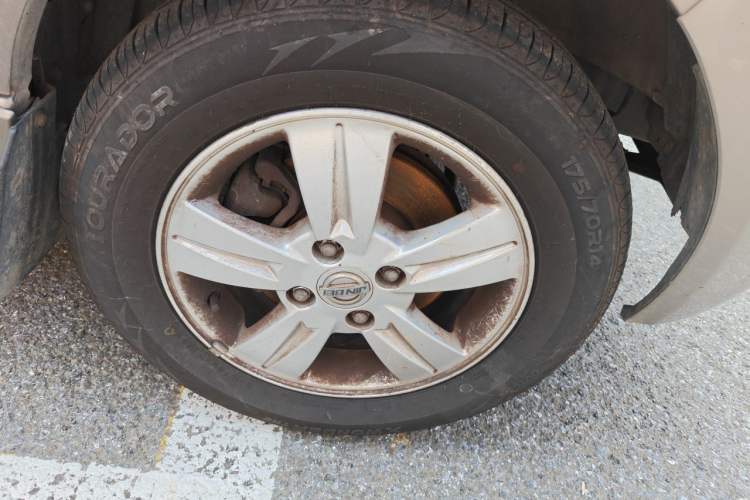 Used Jinbei New Hiace X30L 2018 1.5L Business Edition DLCG14 Right Front Wheel Hub