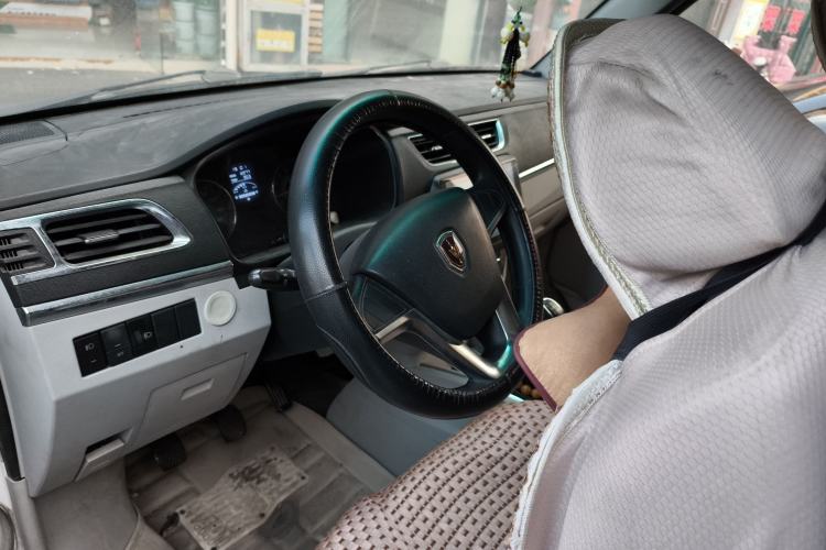 Used Jinbei New Hiace X30L 2018 1.5L Box Truck Wealth Edition DLCG14 Steering Wheel