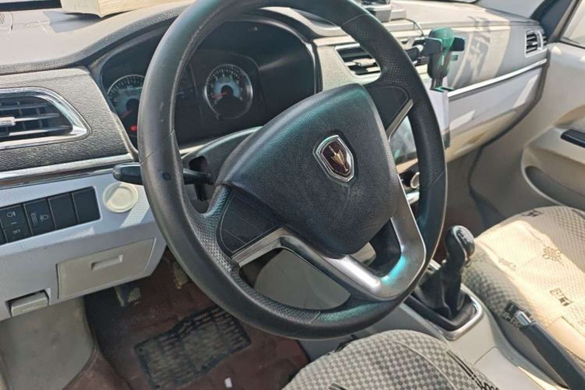 Used Jinbei New Hiace X30L  Steering Wheel