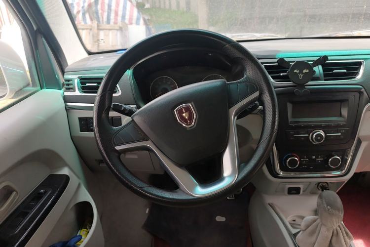 Used Jinbei New Hiace X30L 2018 1.5L Box Truck Wealth Edition DLCG14 Steering Wheel