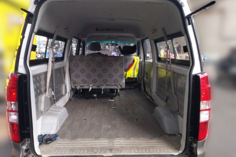 Used Jinbei New Hiace X30L 2018 1.5L Business Edition DLCG14 Trunk