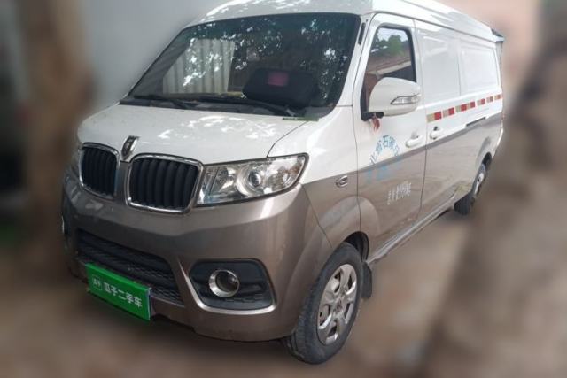 Ojetý Jinbei New Hiace X30L Huachen Jinbei New Haishi X30L, 2018 model, 1.4-liter engine, 2 seats, manual transmission.