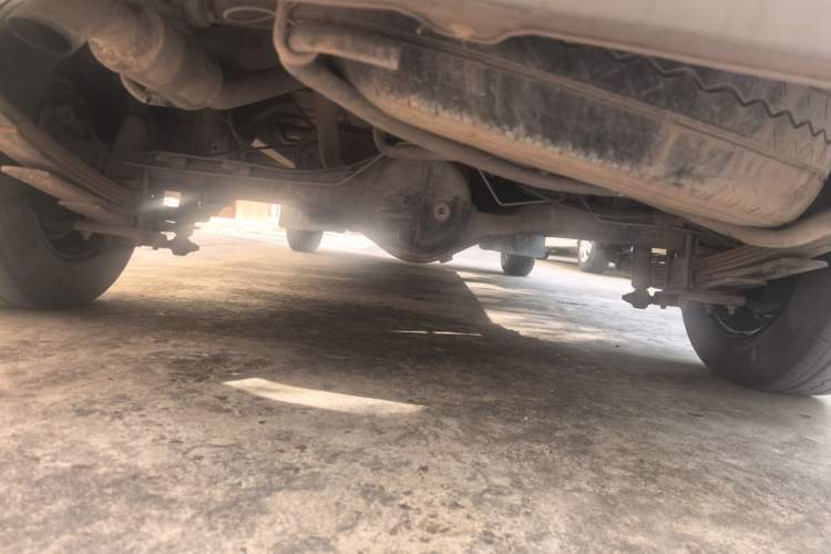 Used Jinbei New Hiace X30L 2018 1.5L Wealth Edition DLCG14 Chassis Rear