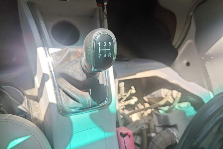 Used Jinbei New Hiace X30L 2018 1.5L Wealth Edition DLCG14 Gear Lever