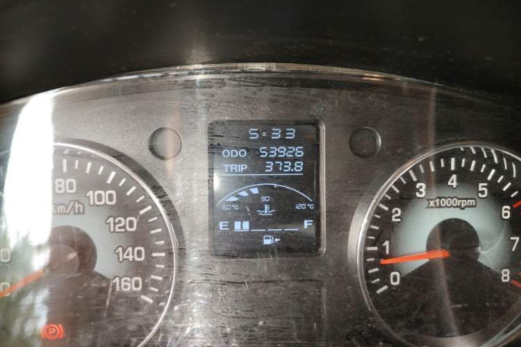 Used Jinbei New Hiace X30L 2018 1.5L Box Truck Wealth Edition DLCG14 Odometer Close Up