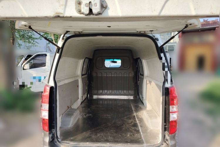 Used Jinbei New Hiace X30L 2018 1.5L Box Truck Wealth Edition DLCG14 Trunk