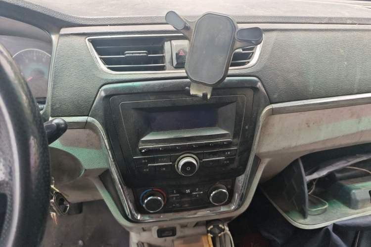 Used Jinbei New Hiace X30L 2018 1.5L Wealth Edition DLCG14 Audio And AC Panel