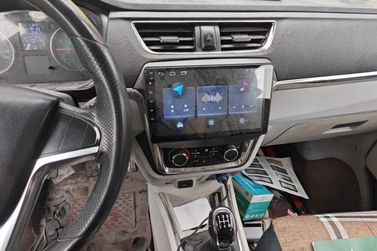 Used Jinbei New Hiace X30L 2018 1.5L Wealth Edition DLCG14 Audio And AC Panel
