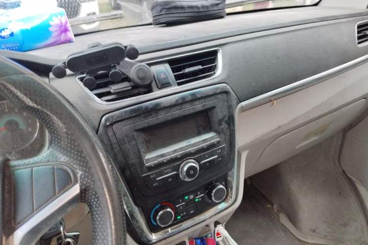 Used Jinbei New Hiace X30L 2018 1.3L Wealth Edition DLCG12 Audio And AC Panel