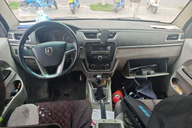 Used Jinbei New Hiace X30L 2018 1.5L Wealth Edition DLCG14 Center Console