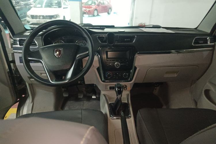 Used Jinbei New Hiace X30L 2018 1.5L Wealth Edition DLCG14 Center Console