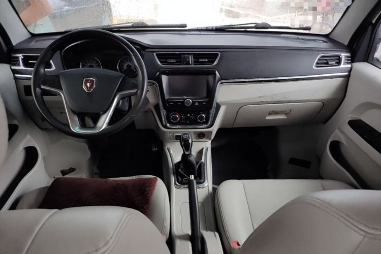 Used Jinbei New Hiace X30L 2018 1.5L Wealth Edition DLCG14 Center Console