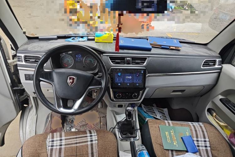 Used Jinbei New Hiace X30L 2018 1.5L Wealth Edition DLCG14 Center Console